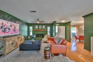 13562 Lake Magdalene Dr, Tampa, FL 33613 - Photo 20