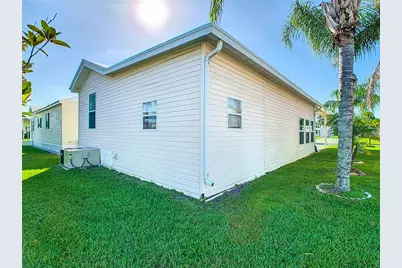 195 Gracie Avenue S, Frostproof, FL 33843 - Photo 2