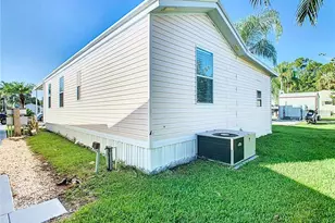 195 Gracie Ave S, Frostproof, FL 33843 - Photo 24