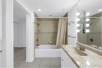 1 Beach Drive SE #810, Saint Petersburg, FL 33701 - Photo 30