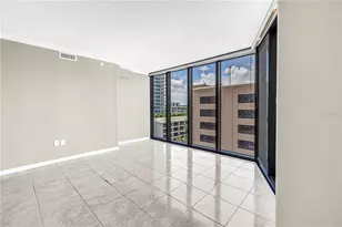 1 Beach Dr SE, Saint Petersburg, FL 33701 - Photo 14