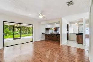 9203 Regents Park Dr, Tampa, FL 33647 - Photo 30