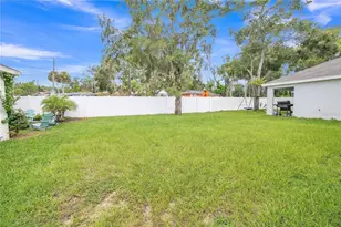 36558 Spanish Rose Dr, Dade City, FL 33525 - Photo 40