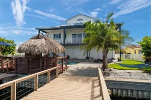 11700 5th St E, Treasure Island, FL 33706 - Photo 26