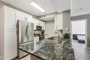 17104 Carrington Park Dr, Tampa, FL 33647 - Photo 4