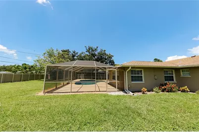 5211 24th Avenue Drive W, Bradenton, FL 34209 - Photo 10