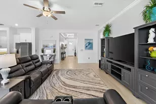 17317 Scuba Crest St, Wimauma, FL 33598 - Photo 16