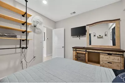 1726 W Humphrey Street, Tampa, FL 33604 - Photo 16