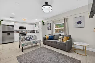 1726 W Humphrey St, Tampa, FL 33604 - Photo 4