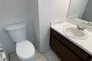 5003 Terrace Village Ln, Tampa, FL 33617 - Photo 8