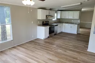 17705 Oxenham Ave, Spring Hill, FL 34610 - Photo 10