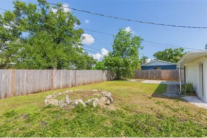 5640 Cedar Street NE, Saint Petersburg, FL 33703 - Photo 48