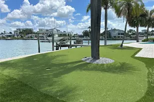 10103 Tarpon Dr, Treasure Island, FL 33706 - Photo 6