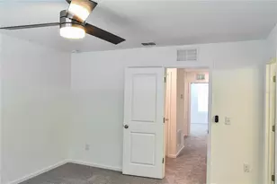 38061 Elby Ln, Zephyrhills, FL 33542 - Photo 30