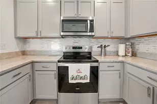 10665 Penny Gale Loop, San Antonio, FL 33576 - Photo 12