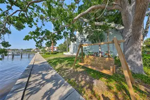 2424 W Tampa Bay Blvd, Tampa, FL 33607 - Photo 32