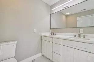 2042 Craft Ln, Sarasota, FL 34239 - Photo 26