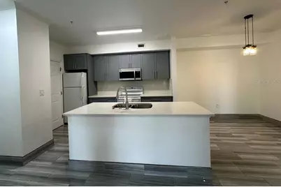 5608 Pinnacle Heights Circle #108, Tampa, FL 33624 - Photo 2