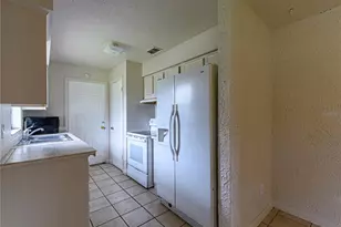 7040 Glory Rd, Zephyrhills, FL 33540 - Photo 12