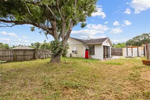 2196 Bell Cheer Dr, Clearwater, FL 33764 - Photo 28