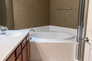 2066 Carriage Ln, Clearwater, FL 33765 - Photo 28