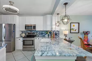 16550 Gulf Blvd, North Redington Beach, FL 33708 - Photo 10