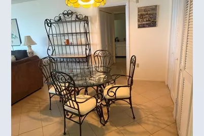 618 Bird Bay Drive S #315, Venice, FL 34285 - Photo 2