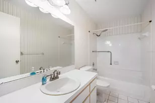 8704 40th Ln N, Pinellas Park, FL 33782 - Photo 14