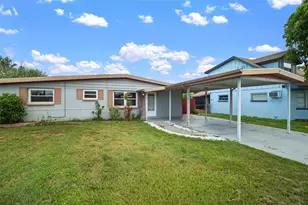 4712 Bessie Rd, Tampa, FL 33615 - Photo 2