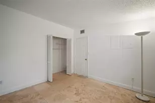 4712 Bessie Rd, Tampa, FL 33615 - Photo 26