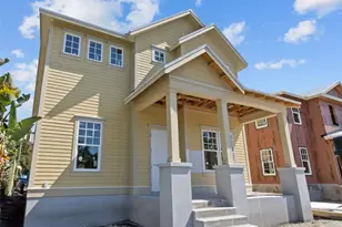 1211 35th Ave N, Saint Petersburg, FL 33704 - Photo 2