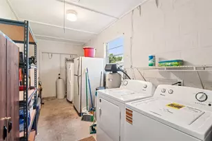 2304 Glenmore Cir, Sun City Center, FL 33573 - Photo 30