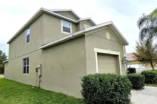 2432 Cumberland Cliff Dr, Ruskin, FL 33570 - Photo 2