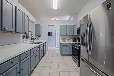 25247 Lexington Oaks Boulevard, Wesley Chapel, FL 33544 - Photo 10