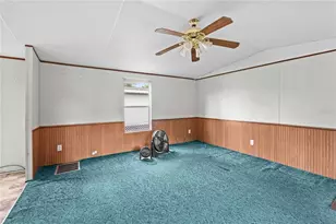 39140 Orient Ave, Zephyrhills, FL 33542 - Photo 18