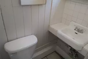 2609 4th St S, Saint Petersburg, FL 33705 - Photo 10