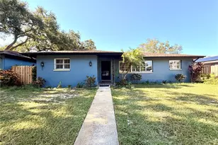 180 Sunward Ave, Palm Harbor, FL 34684 - Photo 1