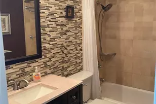 8584 111th St, Seminole, FL 33772 - Photo 10