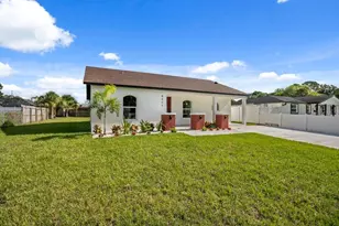 8405 Woodlake Dr, Tampa, FL 33615 - Photo 2