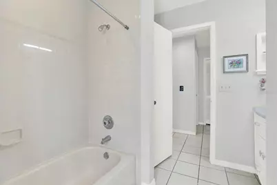 15830 Glenarn Drive, Tampa, FL 33618 - Photo 16