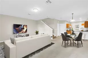 3740 82nd Ave Cir E, Sarasota, FL 34243 - Photo 6