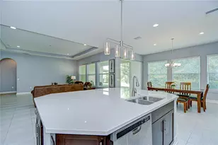 13318 Fawn Lily Dr, Riverview, FL 33579 - Photo 12