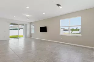4147 Feldspar Ln, Spring Hill, FL 34609 - Photo 6
