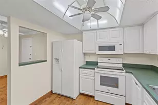 3947 35th Way S, Saint Petersburg, FL 33711 - Photo 8