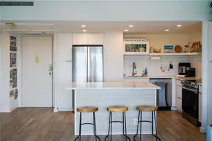 880 Mandalay Ave, Clearwater Beach, FL 33767 - Photo 6