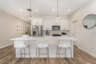 12823 Sanctuary Vis Trl, Tampa, FL 33625 - Photo 2