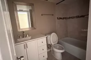 4725 Puritan Cir, Tampa, FL 33617 - Photo 6