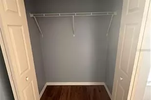 4725 Puritan Cir, Tampa, FL 33617 - Photo 10