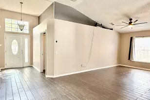 8632 Fawn Creek Dr, Tampa, FL 33626 - Photo 18