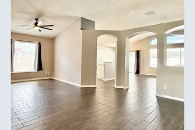 8632 Fawn Creek Drive, Tampa, FL 33626 - Photo 8